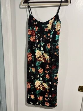 HELSI NWT Black Sequin Floral Slip Dress